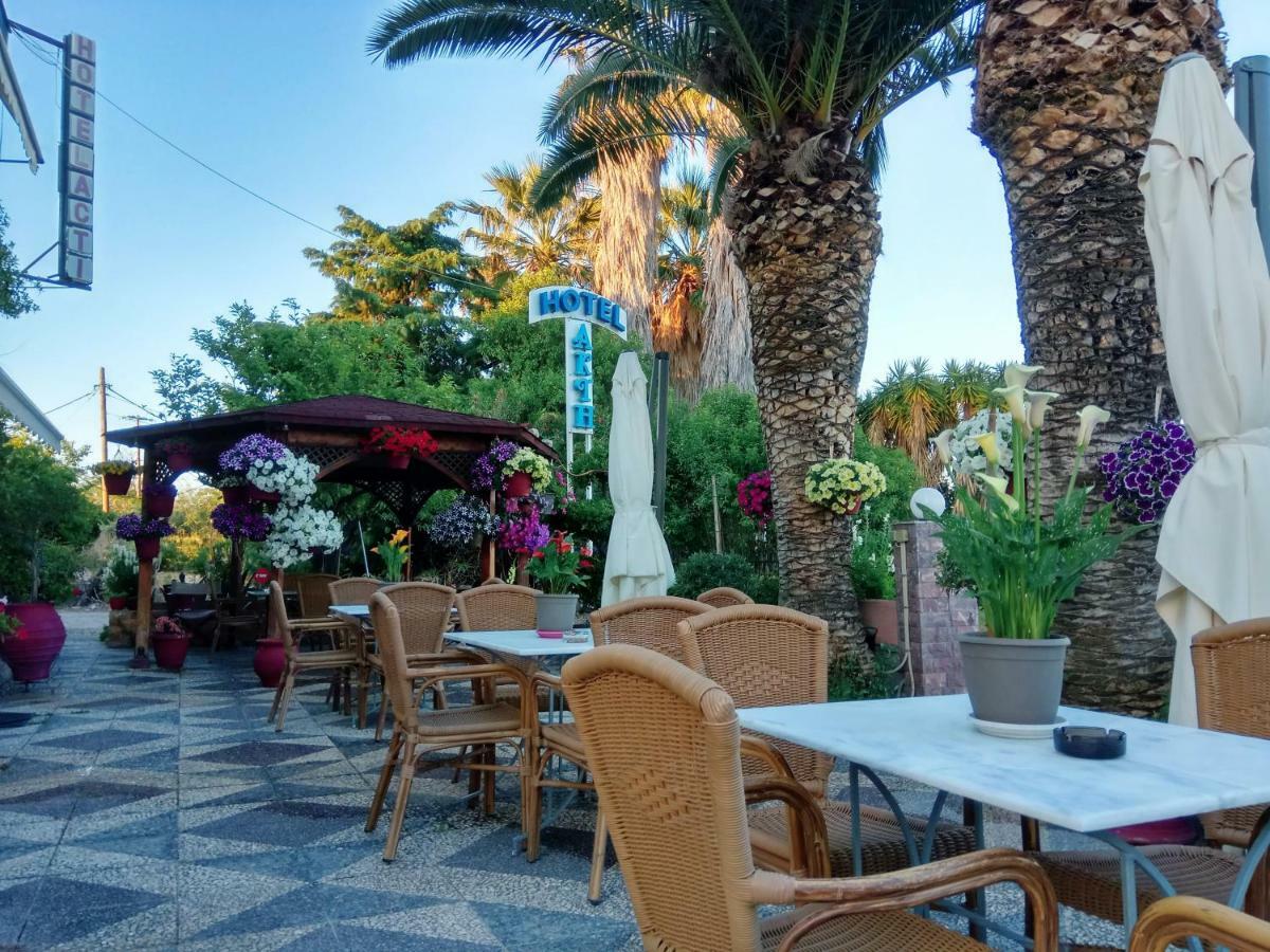 Hotel Akti Livanátai 외부 사진